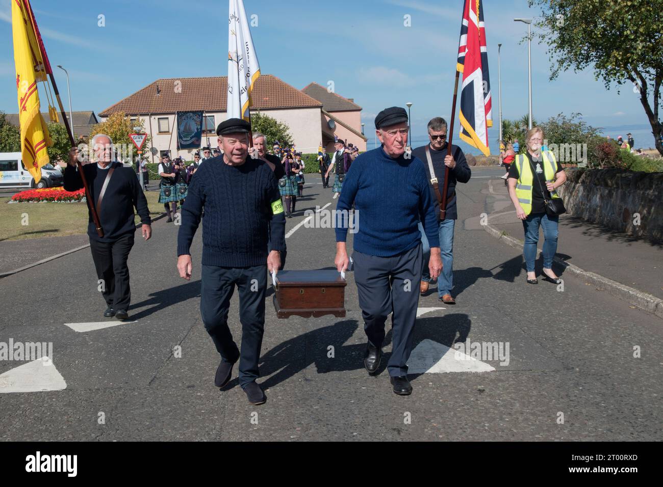 The Box Meeting Parade, Cockenzie et Port Seton. Célébration traditionnelle écossaise. Cockenzie et Port Seton Friendly Society of Fishermen. Septembre 2023 Cockenzie et Port Seton, East Lothian, Écosse. ANNÉES 2020 ROYAUME-UNI HOMER SYKES Banque D'Images
