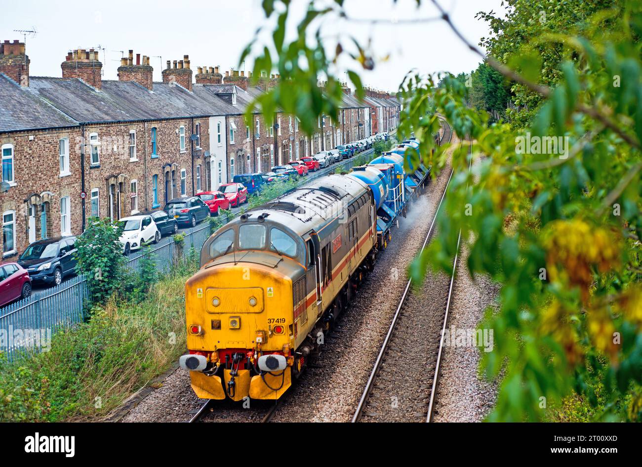 Classe 37419 à l'arrière du train de traitement de la tête de rail à Scarborough Terrace, York, Yorkshire, Angleterre 3 octobre 2023 Banque D'Images