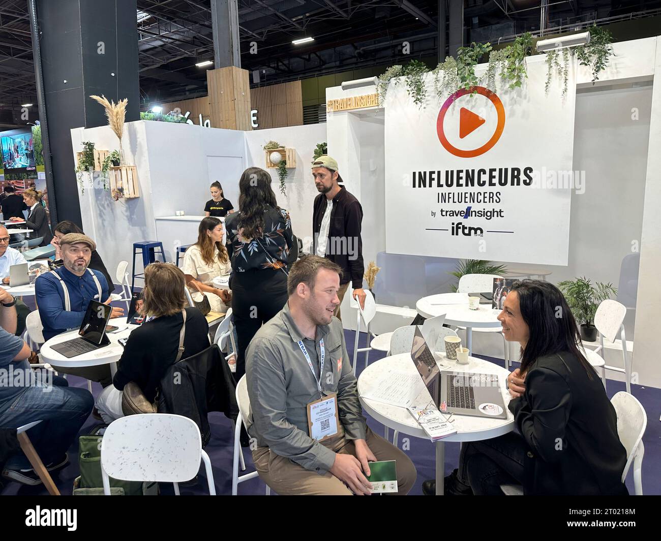 INFLUENCEURS DU VOYAGE SUR LE MARCHÉ INTERNATIONAL DU VOYAGE FRANÇAIS Banque D'Images