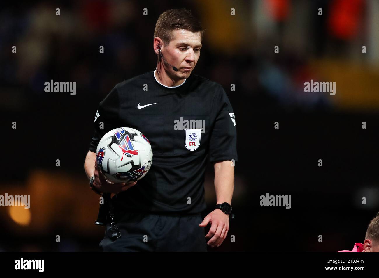 Ipswich, Royaume-Uni. 03 octobre 2023. Arbitre Matt Donohue lors du match du championnat EFL Ipswich Town FC contre Hull City FC SKY BET à Portman Road, Ipswich, Royaume-Uni le 3 octobre 2023 Credit : Every second Media/Alamy Live News Banque D'Images