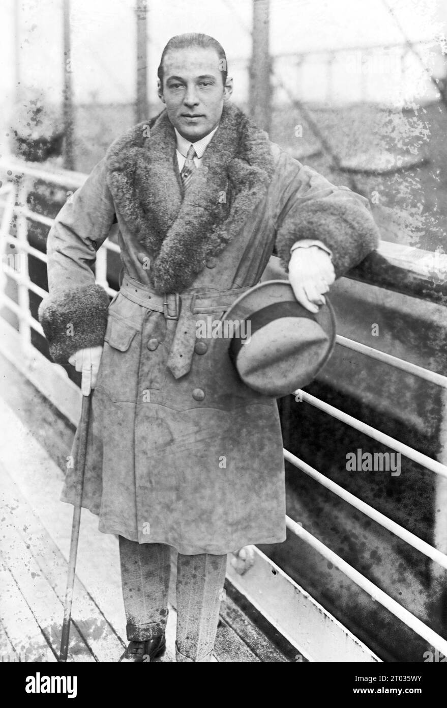 Rodolph Valentino, Rodolfo Pietro Filiberto Raffaello Guglielmi di Valentina d'Antonguella (1895 – 1926), acteur italien Banque D'Images