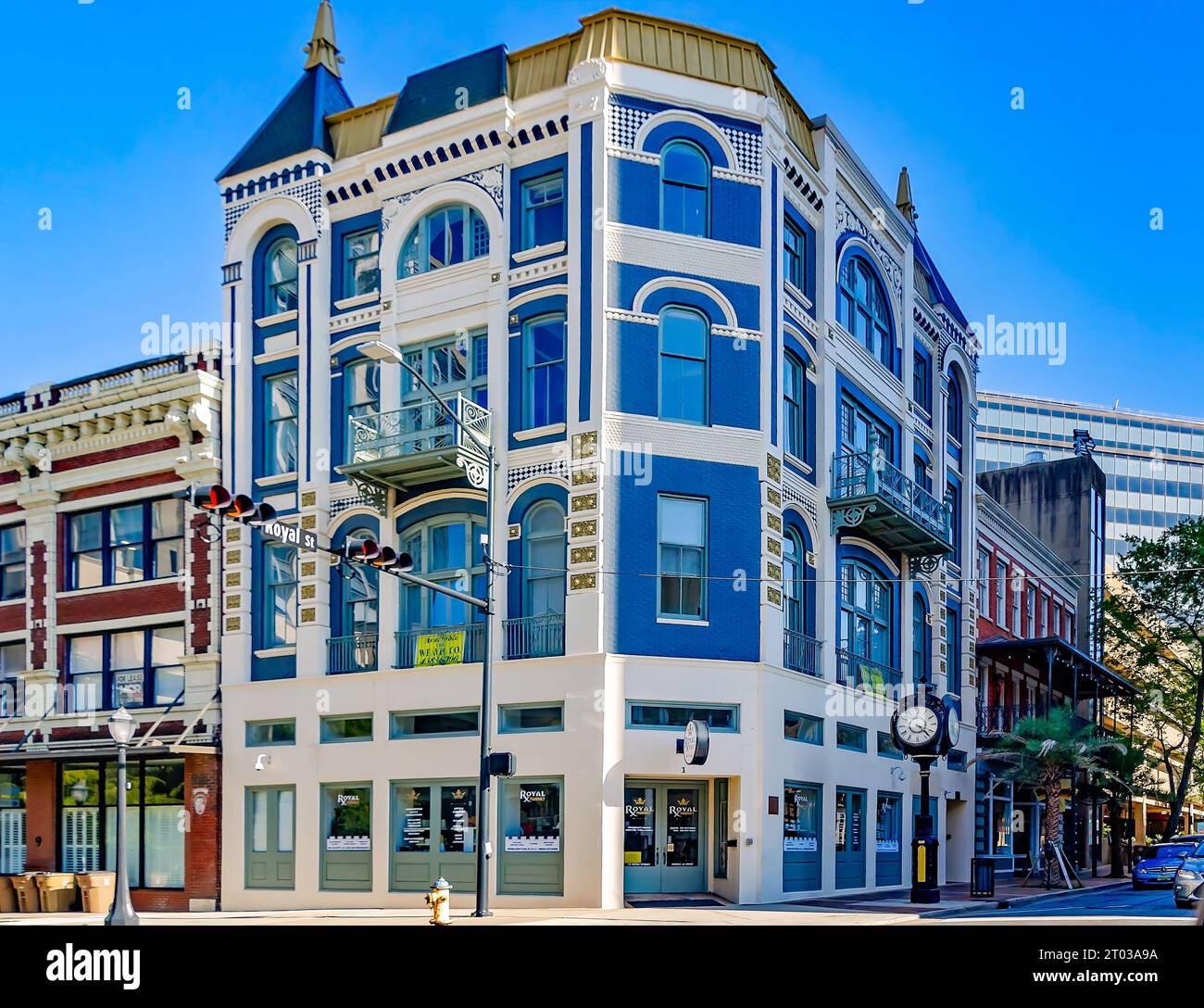 Le Pincus Building, également connu sous le nom de Zadek Building, est photographié sur Royal Street, le 30 septembre 2023, à Mobile, en Alabama. Banque D'Images