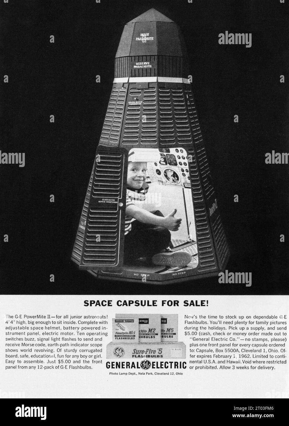 1961 ampoules de poche General Electric annonce « Space Capsule » Banque D'Images