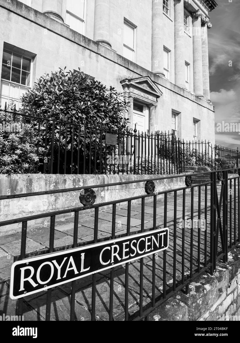 B&W Street Sign, The Royal Crescent, Bath, Somerset, Angleterre, ROYAUME-UNI, GB. Banque D'Images