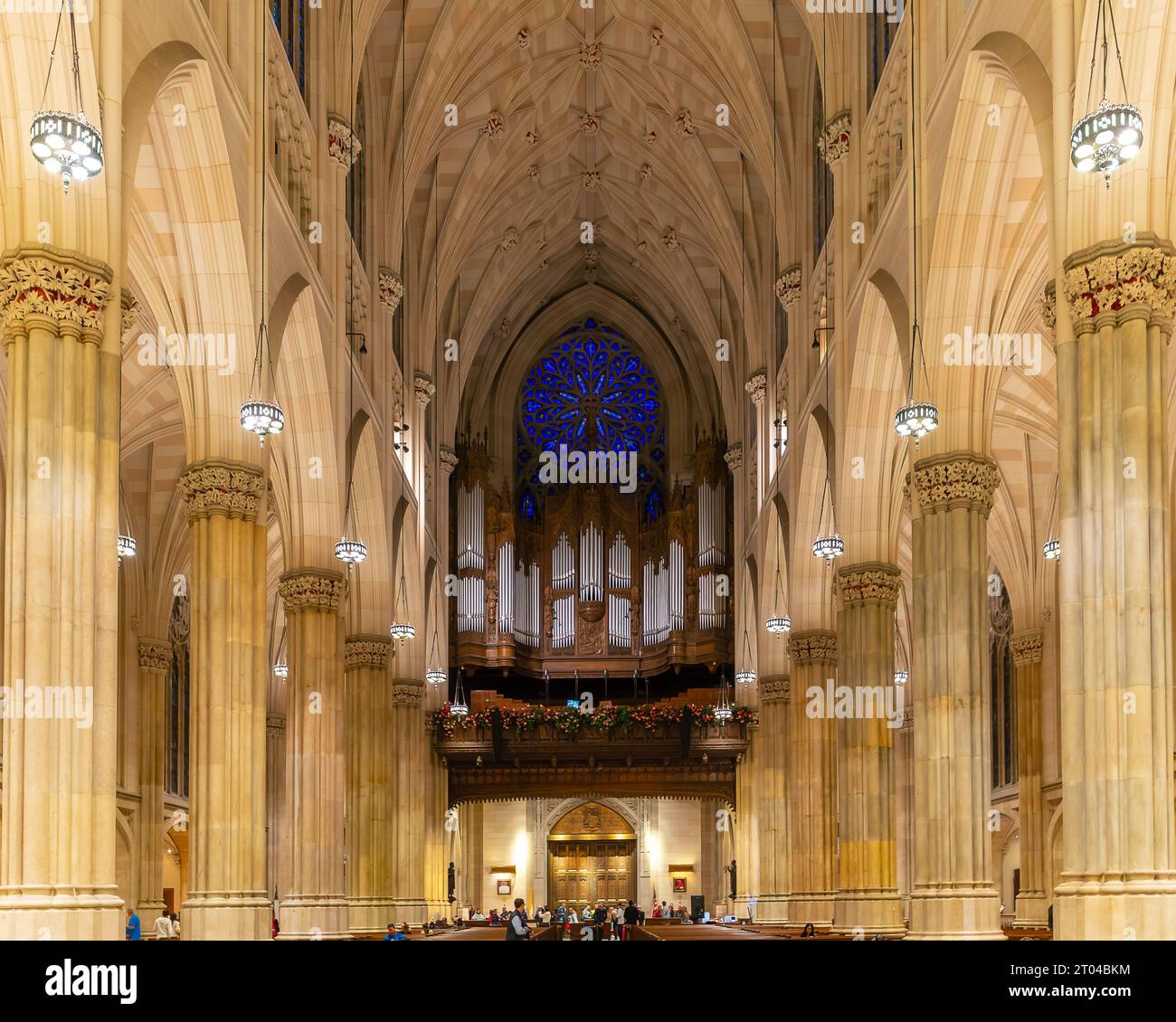 New York, États-Unis. Intérieur de la cathédrale Saint-Patrick. Vue touristique célèbre et populaire à Manhattan. Banque D'Images