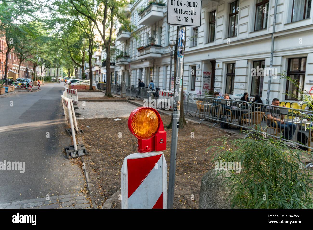 Vandalismus gegen Parkplatzwegfall im Graefekiez, Modellprojekt der rot-grünen Bezirkspolitik zum Abbau der Parkplätzte für Autos.bis zu 400 Parkplätz Banque D'Images