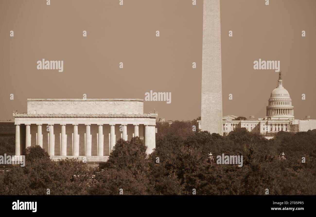 WASHINGTON, DC, USA - le Lincoln Memorial, le Washington Monument, le Capitole (L-R). Banque D'Images