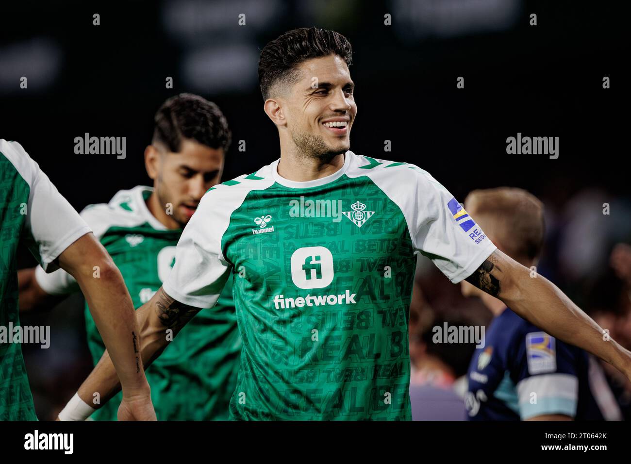 Marc Bartra lors du match de Liga 23/24 entre le Real Betis et Valencia CF à l'Estadio Benito Villamarin, Séville. (Maciej Rogowski) Banque D'Images