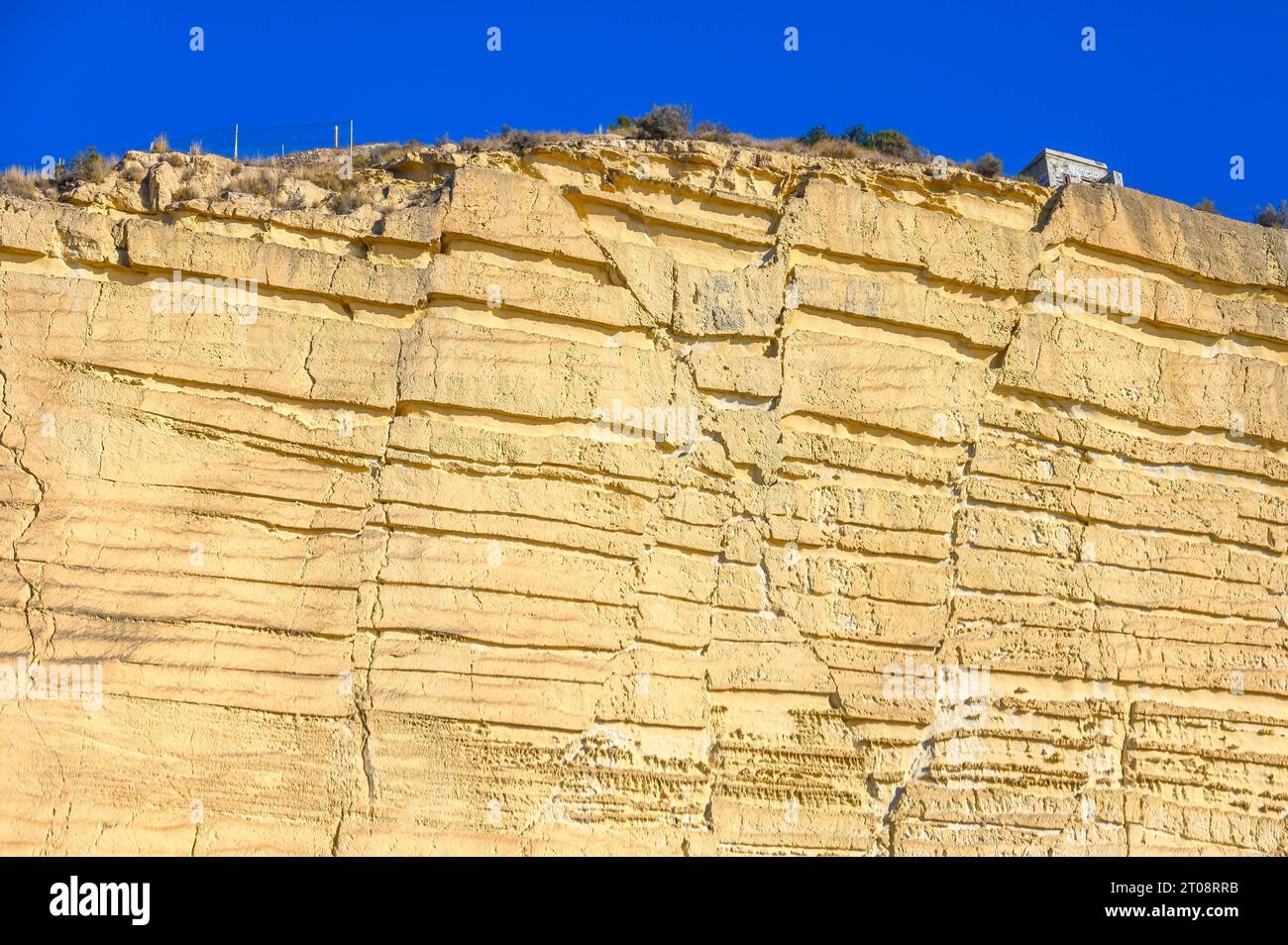 Couper la montagne pour construire un chemin de fer à Alicante, en Espagne Banque D'Images