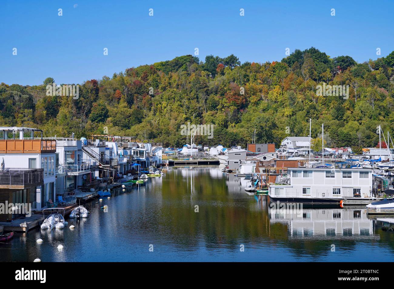 Communauté de bateaux-maisons sur le lac Ontario près de Toronto Banque D'Images