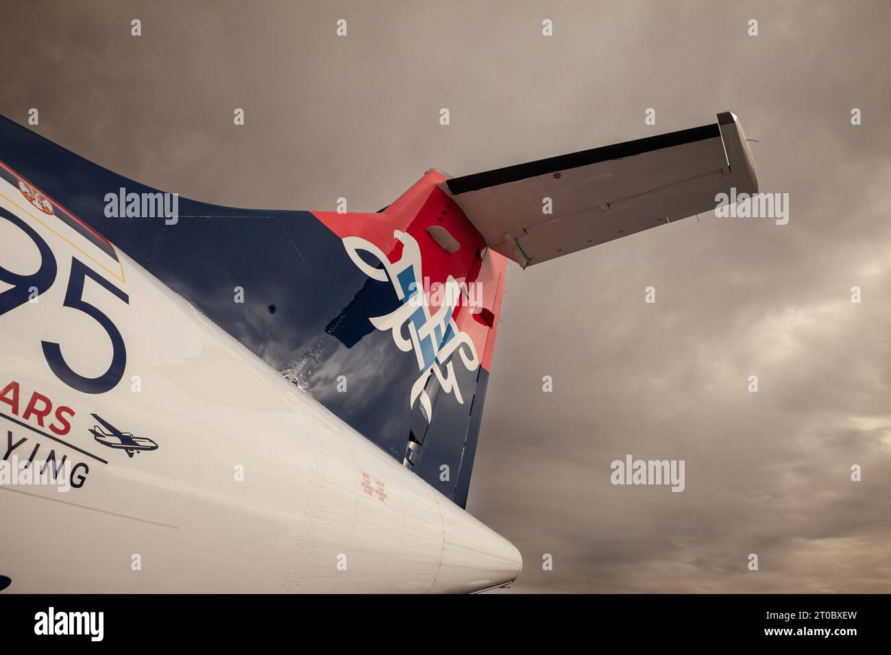Photo de l'avion ATR 72 appartenant à Air Serbia avec son logo. Air Serbia est la compagnie aérienne nationale et la plus grande compagnie aérienne de Serbie. La compagnie aérienne était autrefois k Banque D'Images