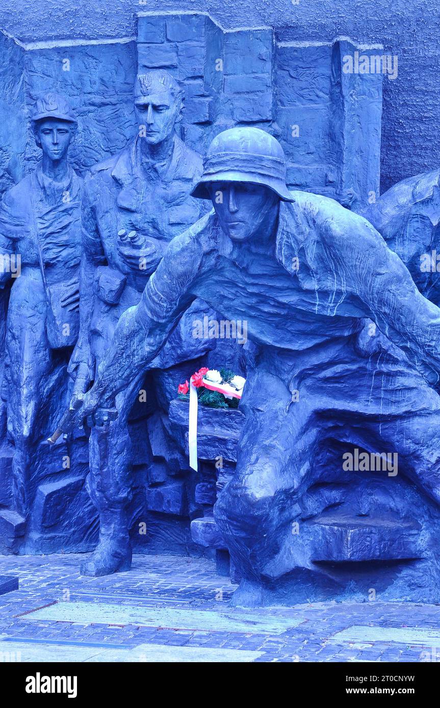 Monument du soulèvement de Varsovie 1944, dévoilé le 1 août 1989, juste avant la fin du communisme en Pologne. Varsovie, Pologne, octobre 2012. Banque D'Images