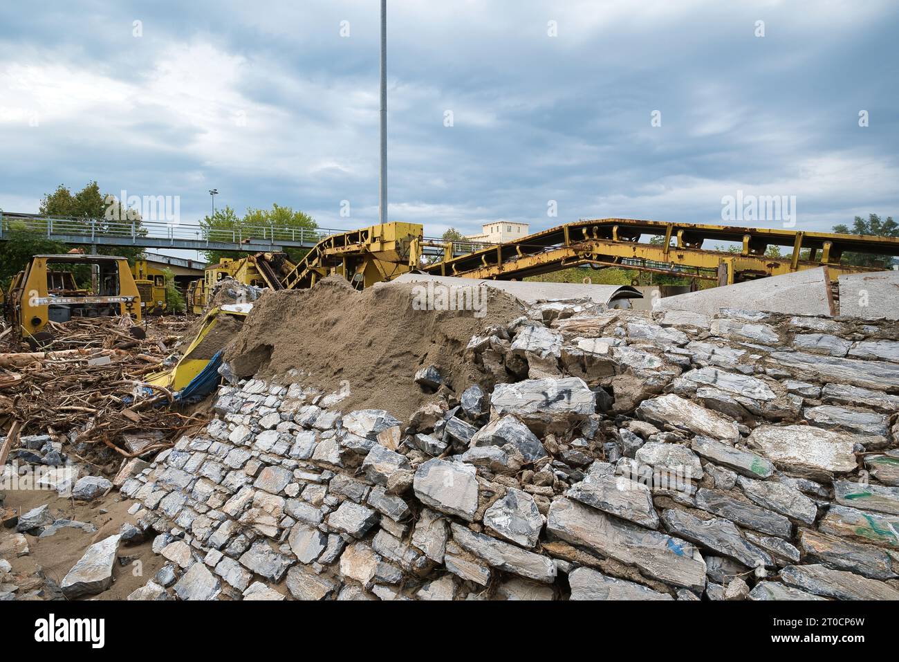 Gare endommagée par une inondation, Volos, Grèce, septembre 30, 2023.changement climatique .Krafsidonas torrent, inondation due au mauvais temps Elias Banque D'Images