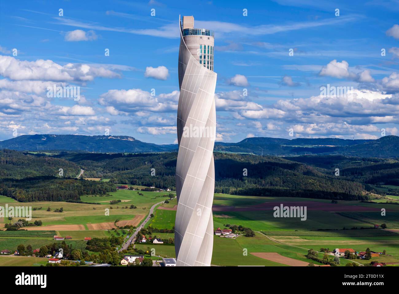 Tour d'essai TK-Elevator, tour d'essai de 246 mètres de hauteur pour ascenseurs express et à grande vitesse, plus haute plate-forme d'observation d'Allemagne, photo drone, Rottweil Banque D'Images