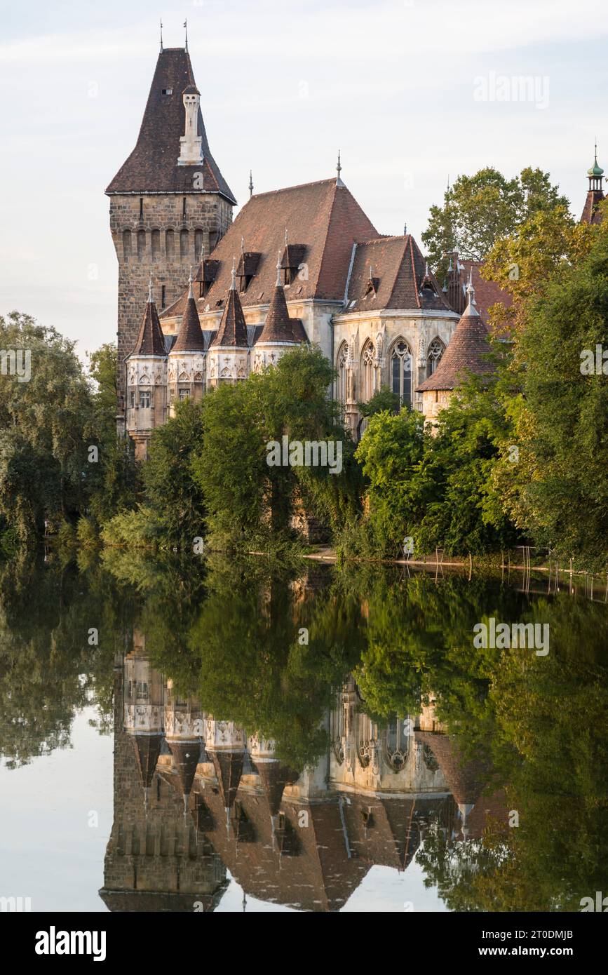 Château dans le parc de la ville, Budapest, Hongrie Banque D'Images