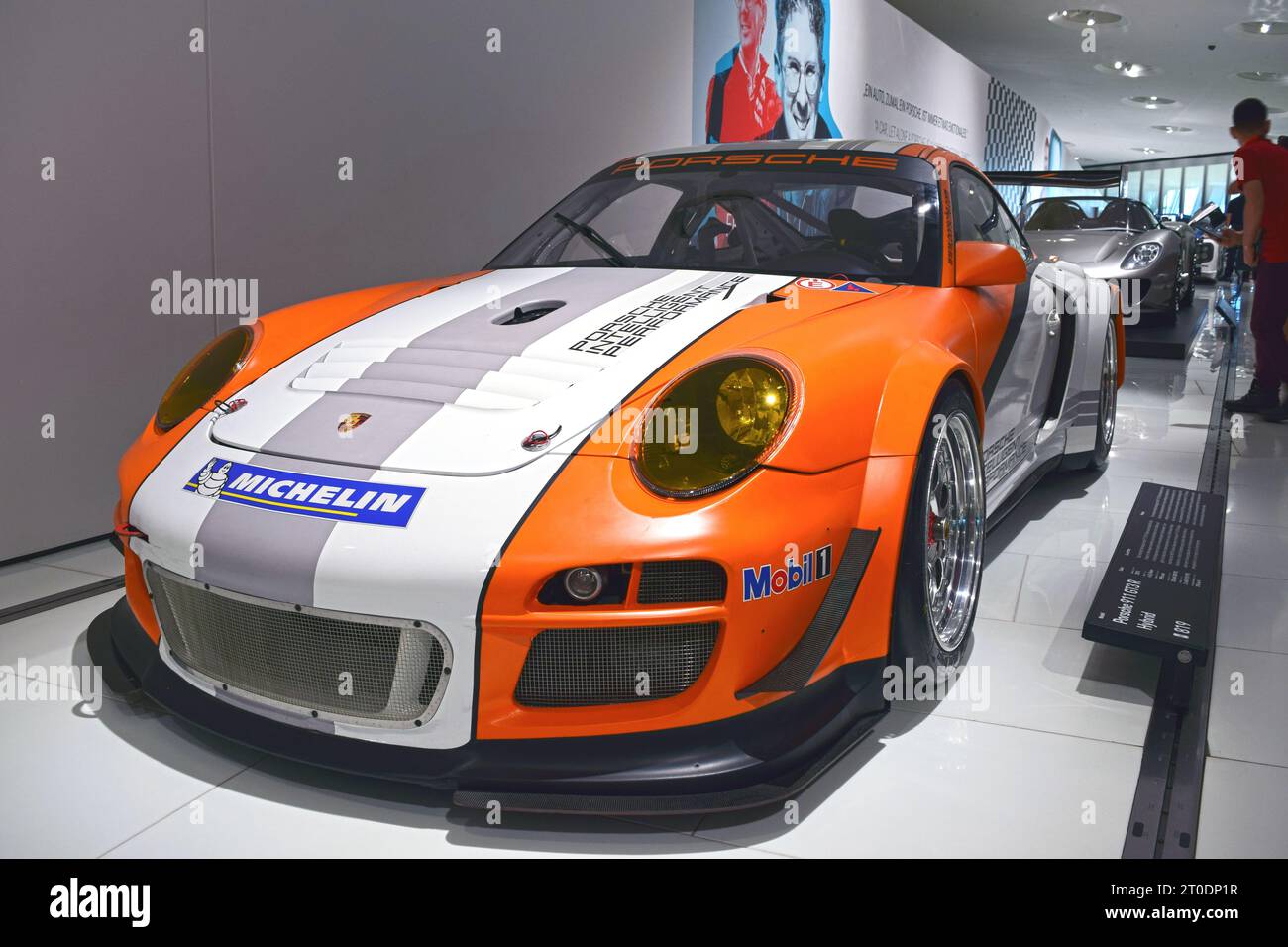 Porsche 911 GT3 R hybride Banque D'Images