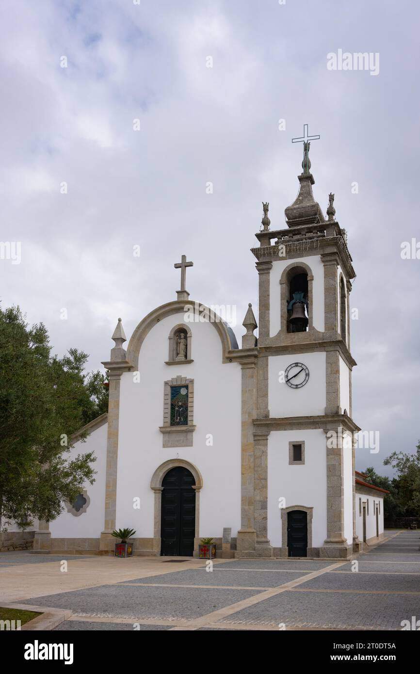 Église de Santiago de Castelo de Neiva sur la route côtière du Camino portugais, Castelo do Neiva, Portugal Banque D'Images