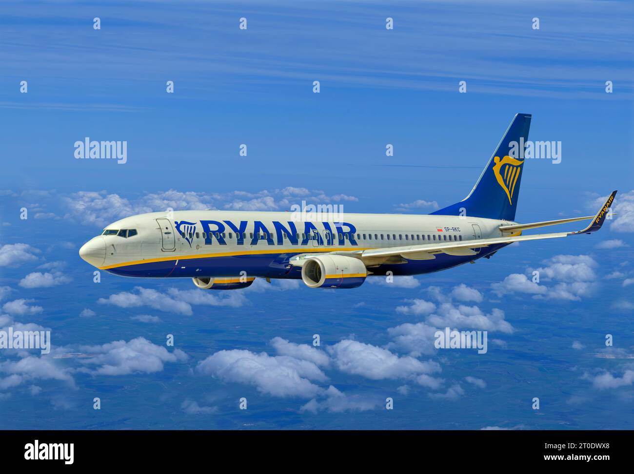 Boeing 737-800 de Ryanair en vol. Banque D'Images