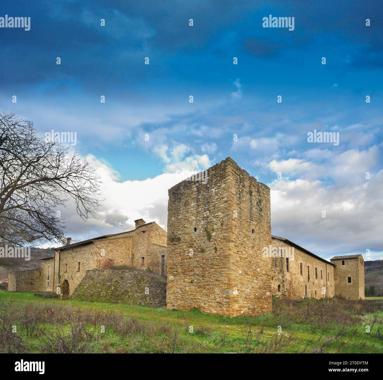 Château de Beldiletto, dans la commune de Valfornace (Italie ; Marches, province de Macerata). Vue sur le château Banque D'Images