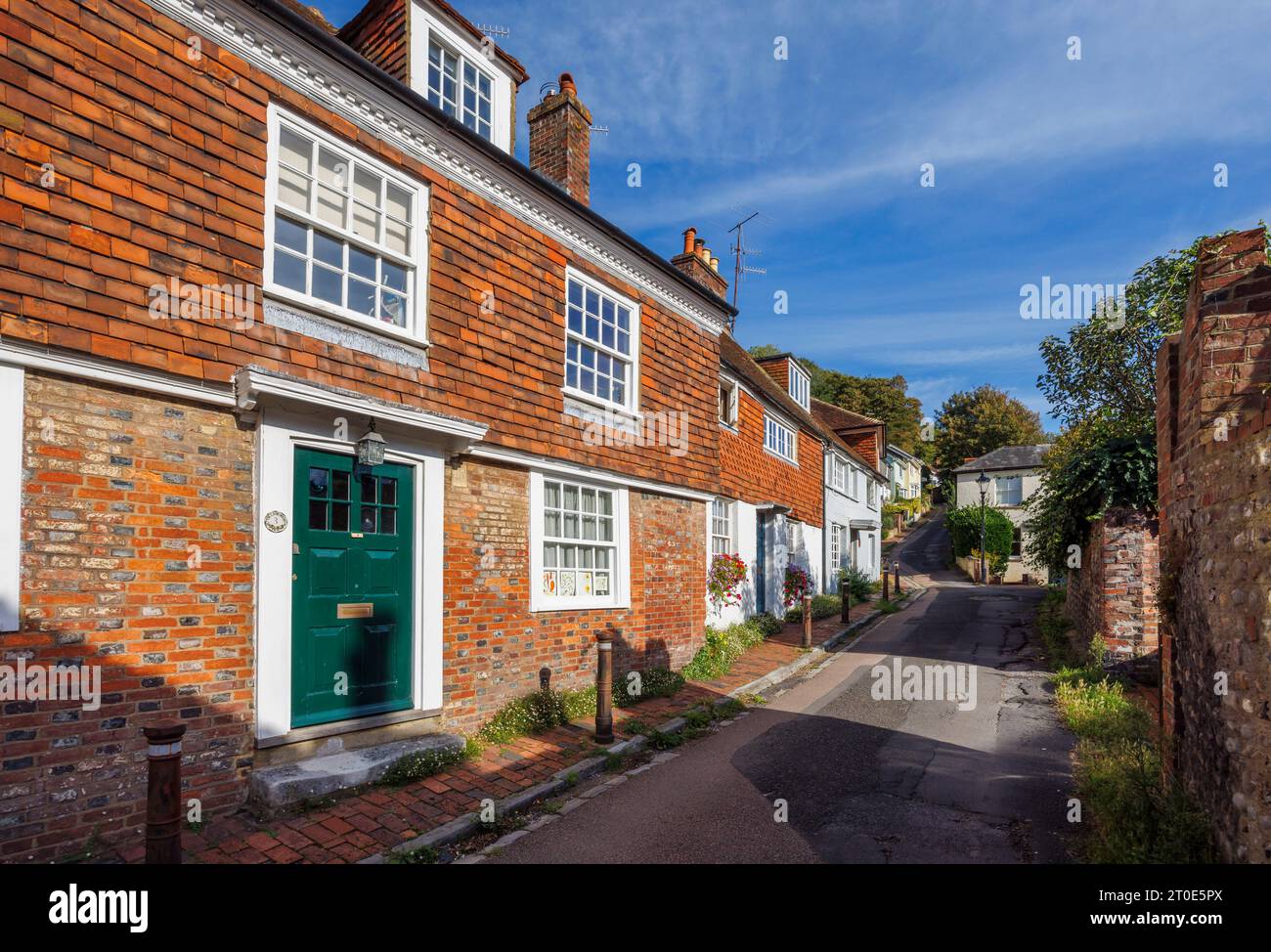 Bâtiments historiques de style local, maisons et chalets à Chapel Hill à Lewes, la ville historique du comté de East Sussex, dans le sud-est de l'Angleterre Banque D'Images