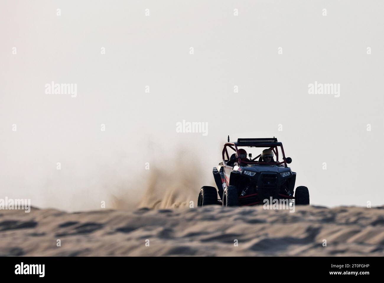 Doha, Qatar. 04 octobre 2023. Valtteri Bottas (fin) Alfa Romeo F1 Team - Desert Dune Buggy Experience. Championnat du monde de Formule 1, Rd 18, Grand Prix du Qatar, mercredi 4 octobre 2023. Doha, Qatar. Crédit : James Moy/Alamy Live News Banque D'Images