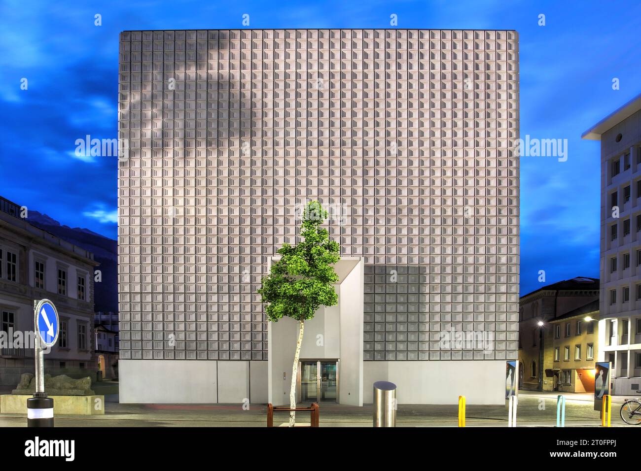 Datant de 2016, le bâtiment moderne conçu par les architectes Barozzi et Veiga est une extension du musée des Beaux-Arts des Grisons à Coire, Switz oriental Banque D'Images
