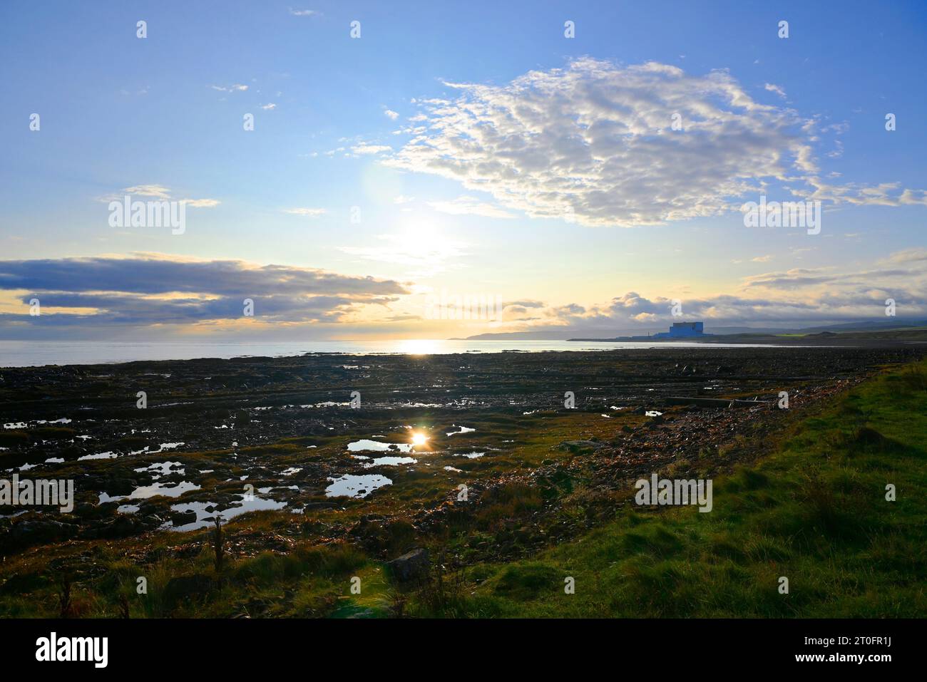 Vue depuis la centrale nucléaire de Torness Banque D'Images