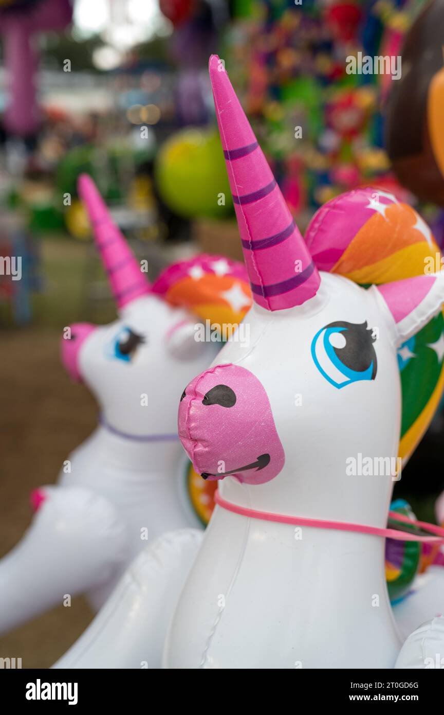 2023 Virginia State Fair, Doswell, va - les prix attendent les gagnants au pavillon des jeux Banque D'Images