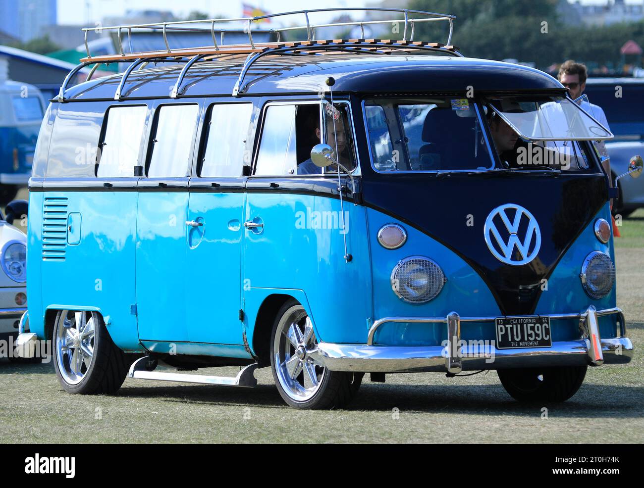 Restauré écran partagé VW campervan Banque D'Images