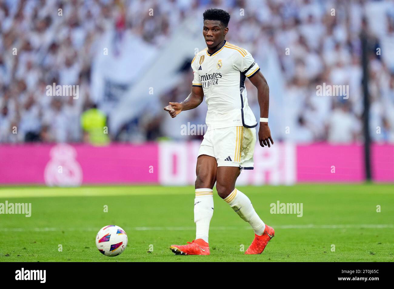 Madrid, Espagne. 07 octobre 2023. Aurelien Tchouameni du Real Madrid CF lors du match de la Liga entre le Real Madrid et le CA Osasuna a joué au stade Santiago Bernabeu le 7 octobre 2023 à Madrid, Espagne. (Photo de Cesar Cebolla/PRESSINPHOTO) crédit : PRESSINPHOTO SPORTS AGENCY/Alamy Live News Banque D'Images