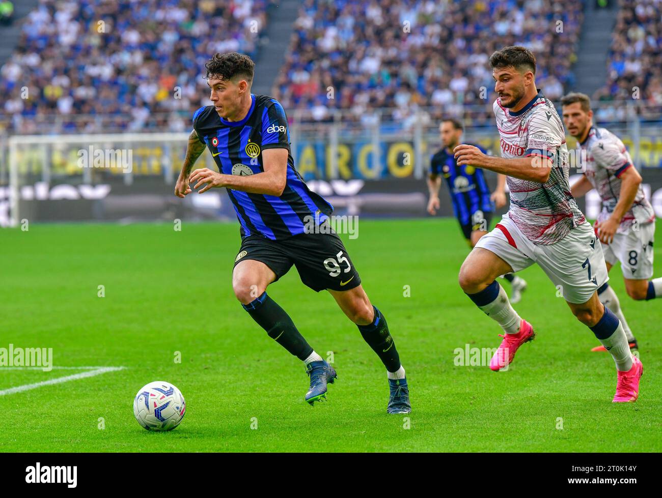 Milan, Italie. 07 octobre 2023. Alessandro Bastoni (95) de l'Inter vu lors du match de Serie A entre l'Inter et Bologne à Giuseppe Meazza à Milan. (Crédit photo : Gonzales photo/Alamy Live News Banque D'Images