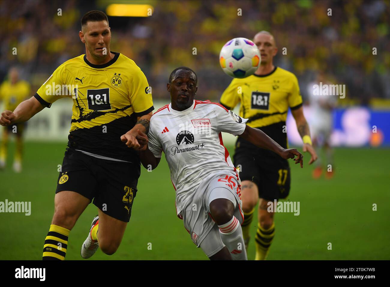 ALLEMAGNE, DORTMUND - 07.10.23 : le match de la Bundesliga Borussia Dortmund vs 1. FC Union Berlin au signal Iduna Park au signal Iduna Park Banque D'Images