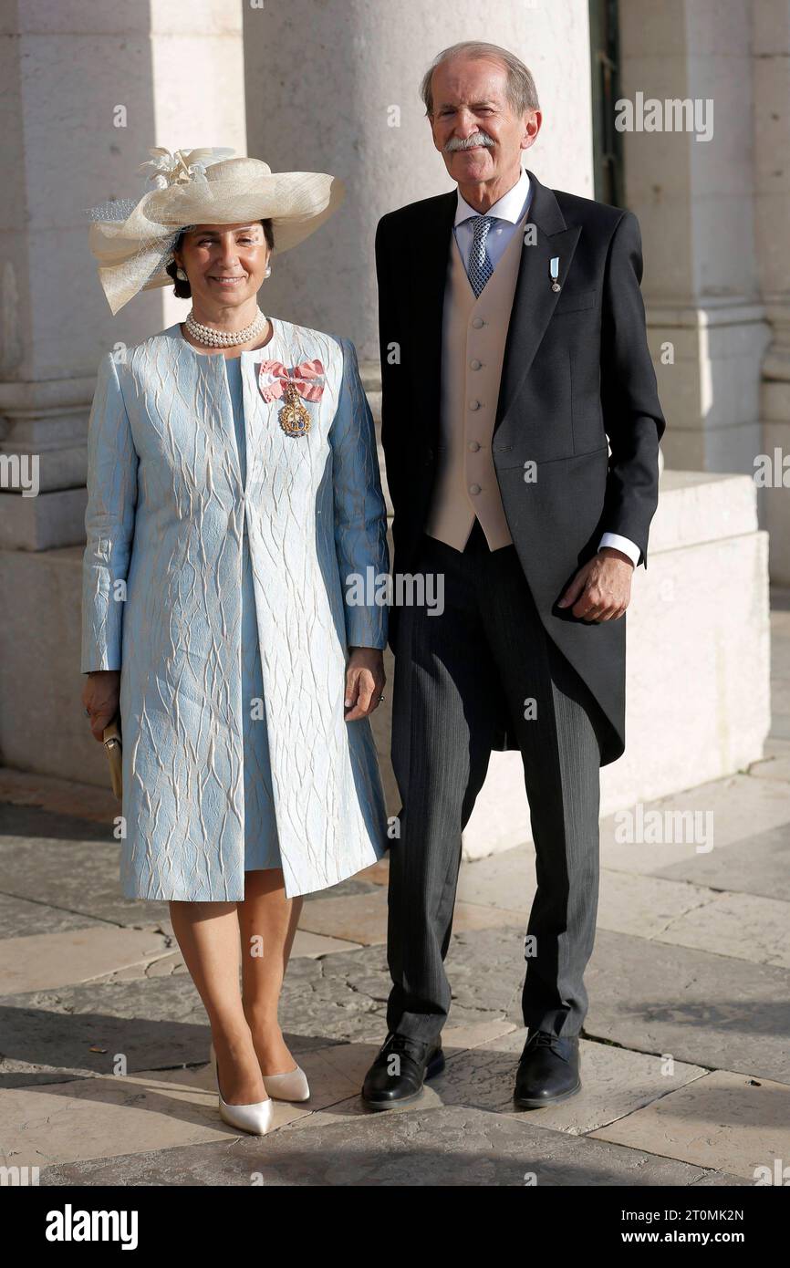 Mafra Portugal, Portugal Portugal. 07 octobre 2023. Casamento Real - Maria Francisca e Duarte la Princesse Maria Francisca de Braganza et Duarte de Sousa Araujo Martins partent au Basílica Palacio de Mafra, le 07 octobre 2023, crédit : CORDON PRESSE/Alamy Live News Banque D'Images