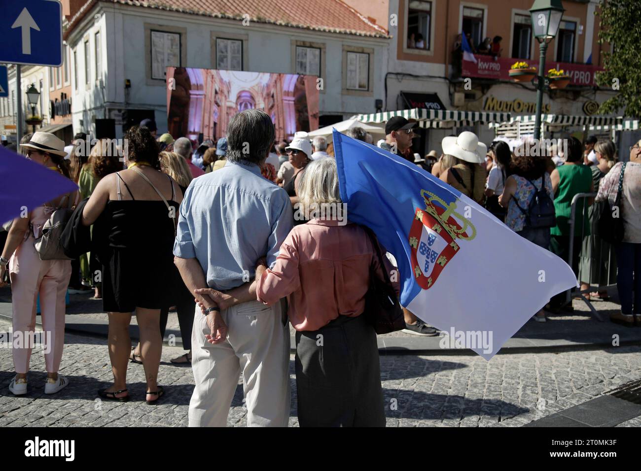Mafra Portugal, Portugal Portugal. 07 octobre 2023. Casamento Real - Maria Francisca e Duarte la Princesse Maria Francisca de Braganza et Duarte de Sousa Araujo Martins partent au Basílica Palacio de Mafra, le 07 octobre 2023, crédit : CORDON PRESSE/Alamy Live News Banque D'Images