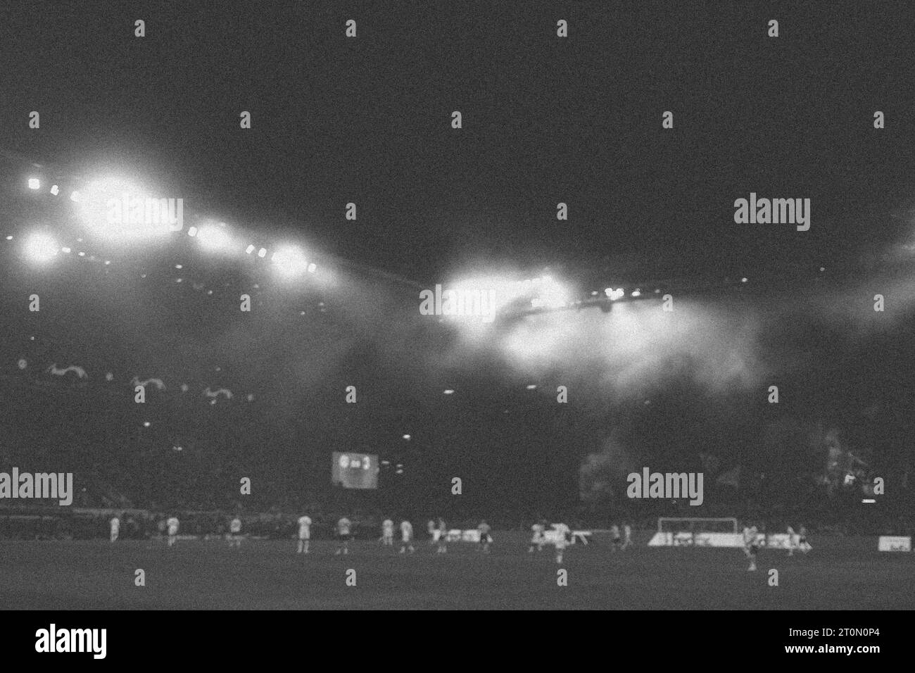 Dortmund, signal-Iduna-Park, 04.10.23 : Smoky Atmosphere lors du match de champion entre Borussia Dortmund et AC Mailand. Banque D'Images