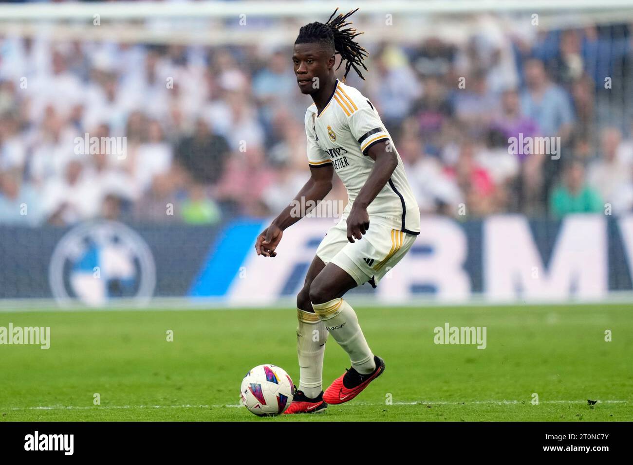 Eduardo Camavinga du Real Madrid CF lors du match de la Liga entre le Real Madrid et le CA Osasuna a joué au stade Santiago Bernabeu le 7 octobre 2023 à Madrid, Espagne. (Photo Cesar Cebolla / PRESSINPHOTO) Banque D'Images
