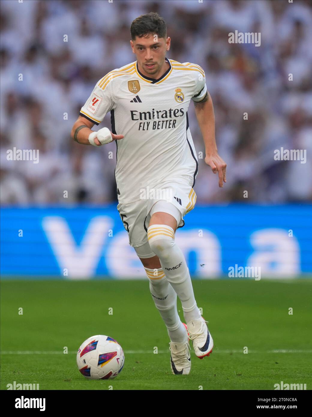 FEDE Valverde du Real Madrid CF lors du match de la Liga entre le Real Madrid et le CA Osasuna a joué au stade Santiago Bernabeu le 7 octobre 2023 à Madrid, en Espagne. (Photo Cesar Cebolla / PRESSINPHOTO) Banque D'Images