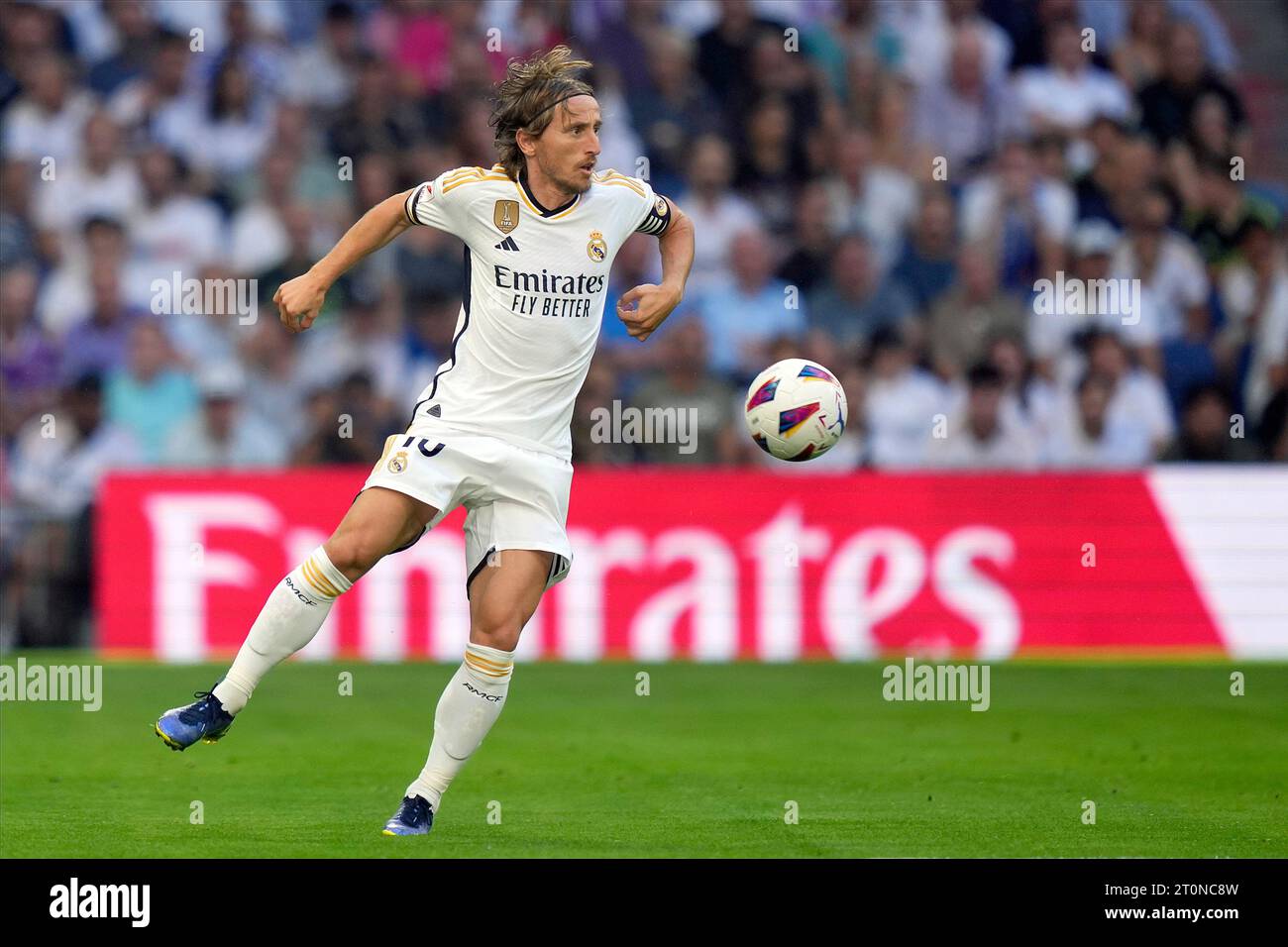 Madrid, Espagne. 07 octobre 2023. Luka Modric du Real Madrid CF lors du match de Liga entre le Real Madrid et le CA Osasuna a joué au stade Santiago Bernabeu le 7 octobre 2023 à Madrid, en Espagne. (Photo de Cesar Cebolla/PRESSINPHOTO) crédit : PRESSINPHOTO SPORTS AGENCY/Alamy Live News Banque D'Images