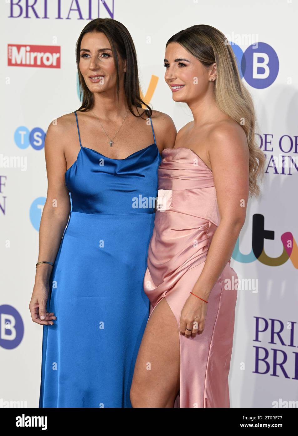 Londres, Royaume-Uni. 8 octobre 2023. Dani Dyer et Joanne Mas arrivent aux Pride of Britain Awards 2023, Grosvenor House Hotel, Londres. Crédit : Doug Peters/EMPICS/Alamy Live News Banque D'Images