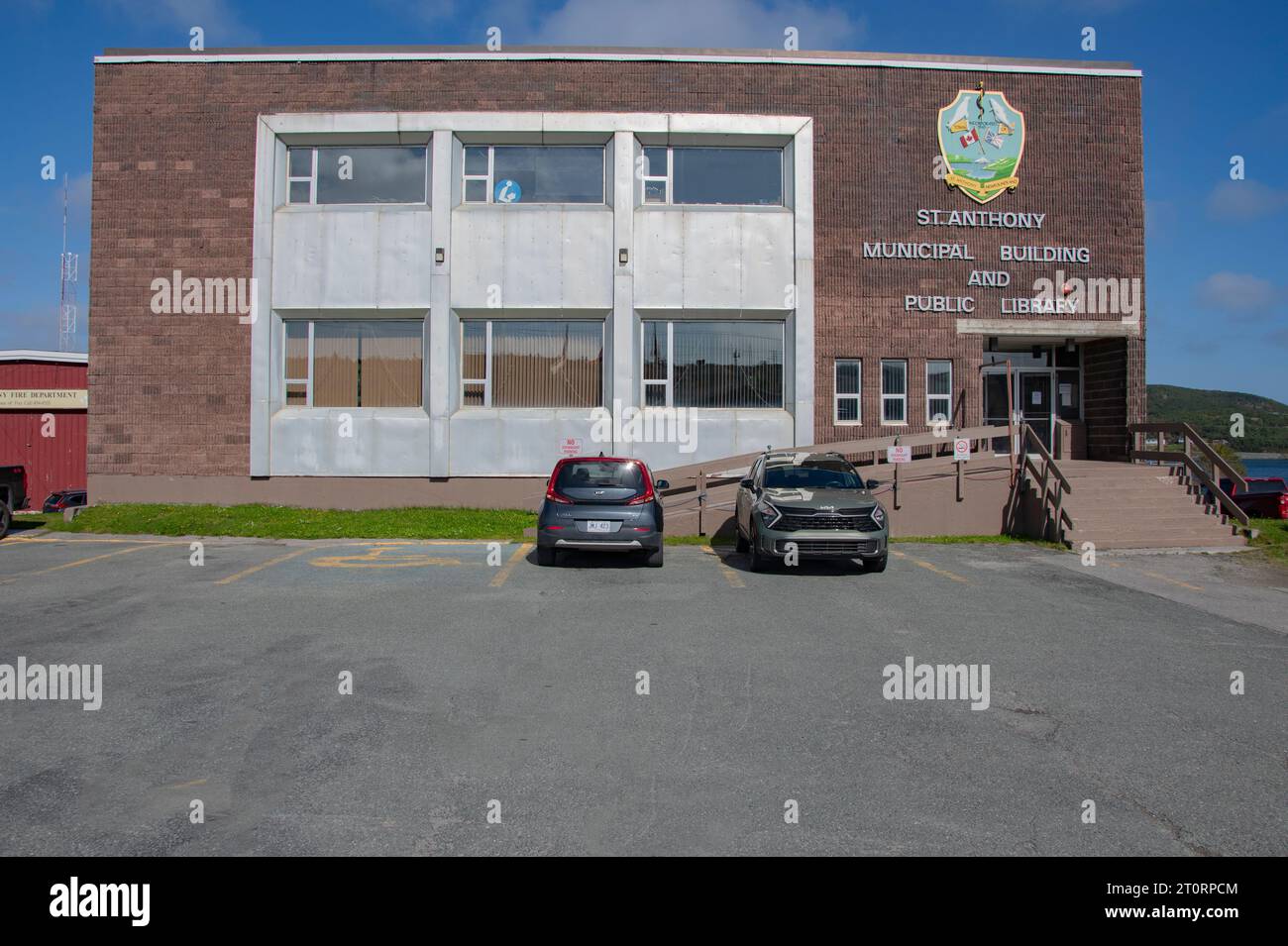 St. Bâtiment municipal et bibliothèque Anthony à Terre-Neuve-et-Labrador, Canada Banque D'Images