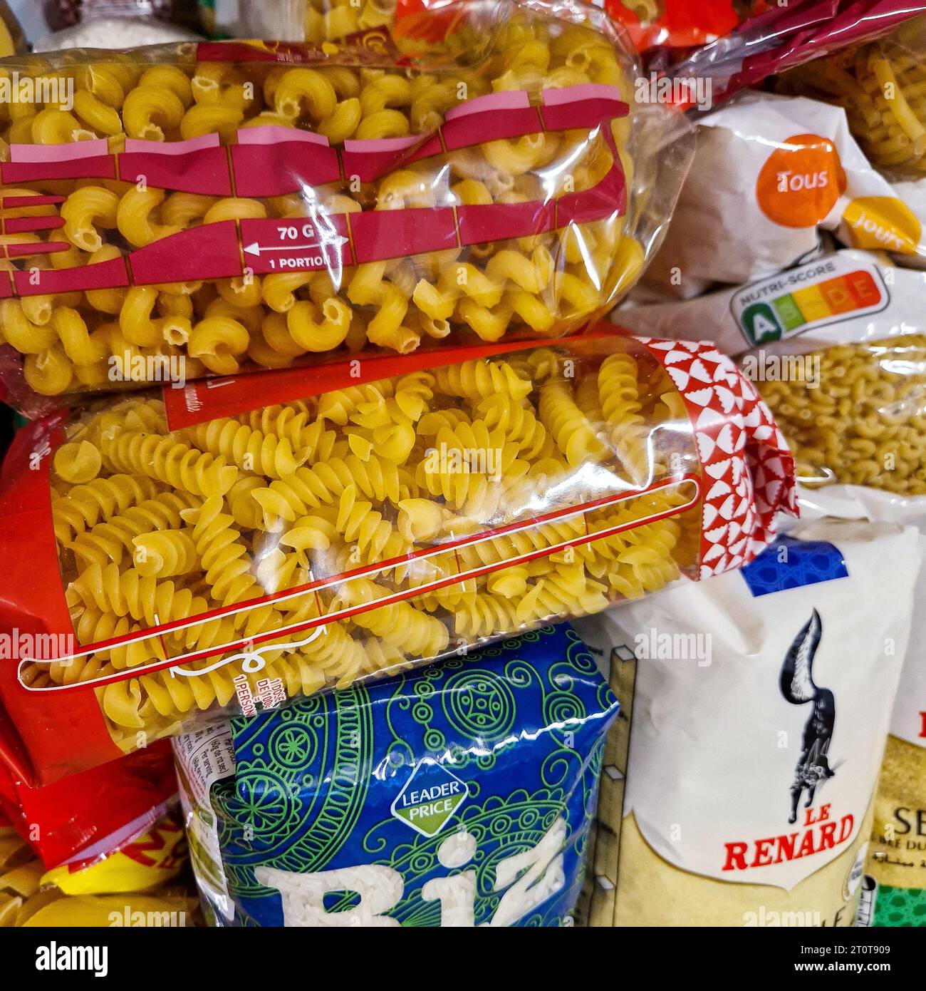 Banque alimentaire, secours populaire français, collecte de nourriture pour les personnes dans le besoin, Lyon, France Banque D'Images