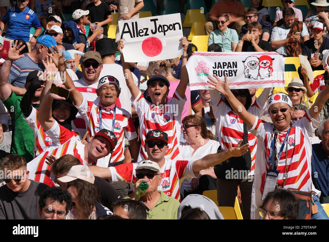 Supporters japonais lors du match de la poule D de la coupe du monde de