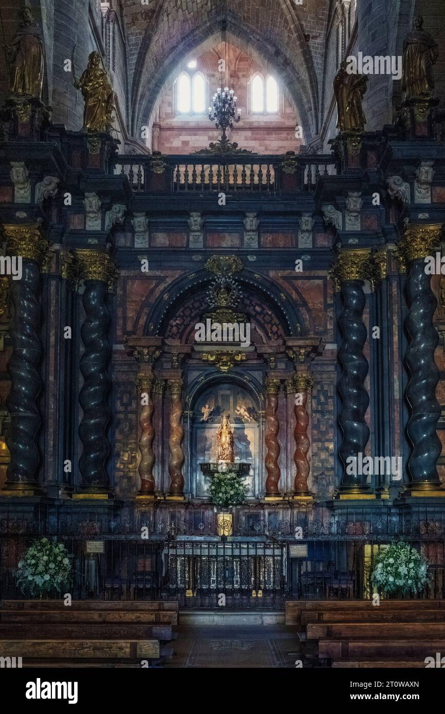 Traschoeur de la Vierge de Santa Maria la Mayor dans la cathédrale de Santa María, ville de Sigüenza, province de Guadalajara, Castilla la Mancha, Espagne, Banque D'Images