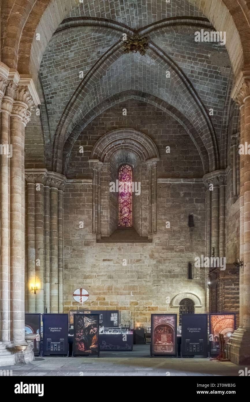 Billetterie de la réception à l'entrée du musée de la cathédrale de Santa María, ville de Sigüenza, province de Guadalajara, Castilla la Mancha, Espagne. Banque D'Images