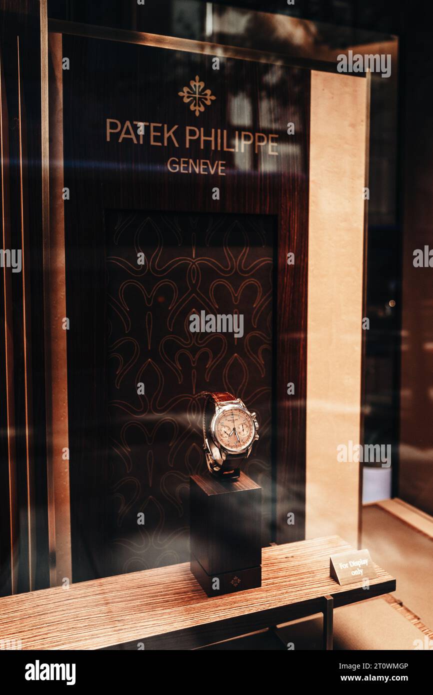 Affichage de magasin de la marque Patek Philippe à New York, États-Unis. C'est un fabricant suisse de montres de luxe fondé en 1839. Banque D'Images