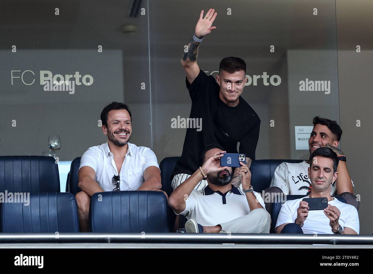 Otávio, joueur d'Al Nassr, visite son ancien stade, Dragon Stadium, Porto, Portugal. 8 octobre 2023. Banque D'Images
