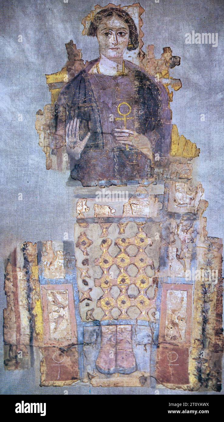 Peinture égyptienne romaine encaustique d'Antinoé d'une femme tenant une croix, 3e-4e siècle après JC. (Image de carte postale en demi-ton). Banque D'Images