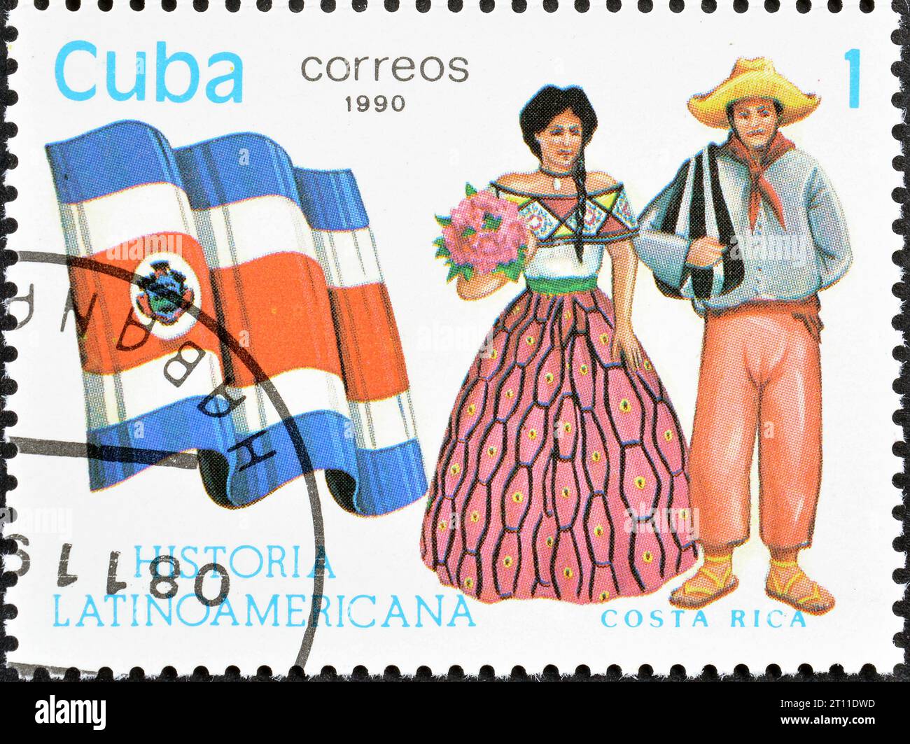Timbre-poste annulé imprimé par Cuba, qui montre drapeau et costumes folkloriques du Costa Rica, Histoire de l'Amérique latine , vers 1990. Banque D'Images