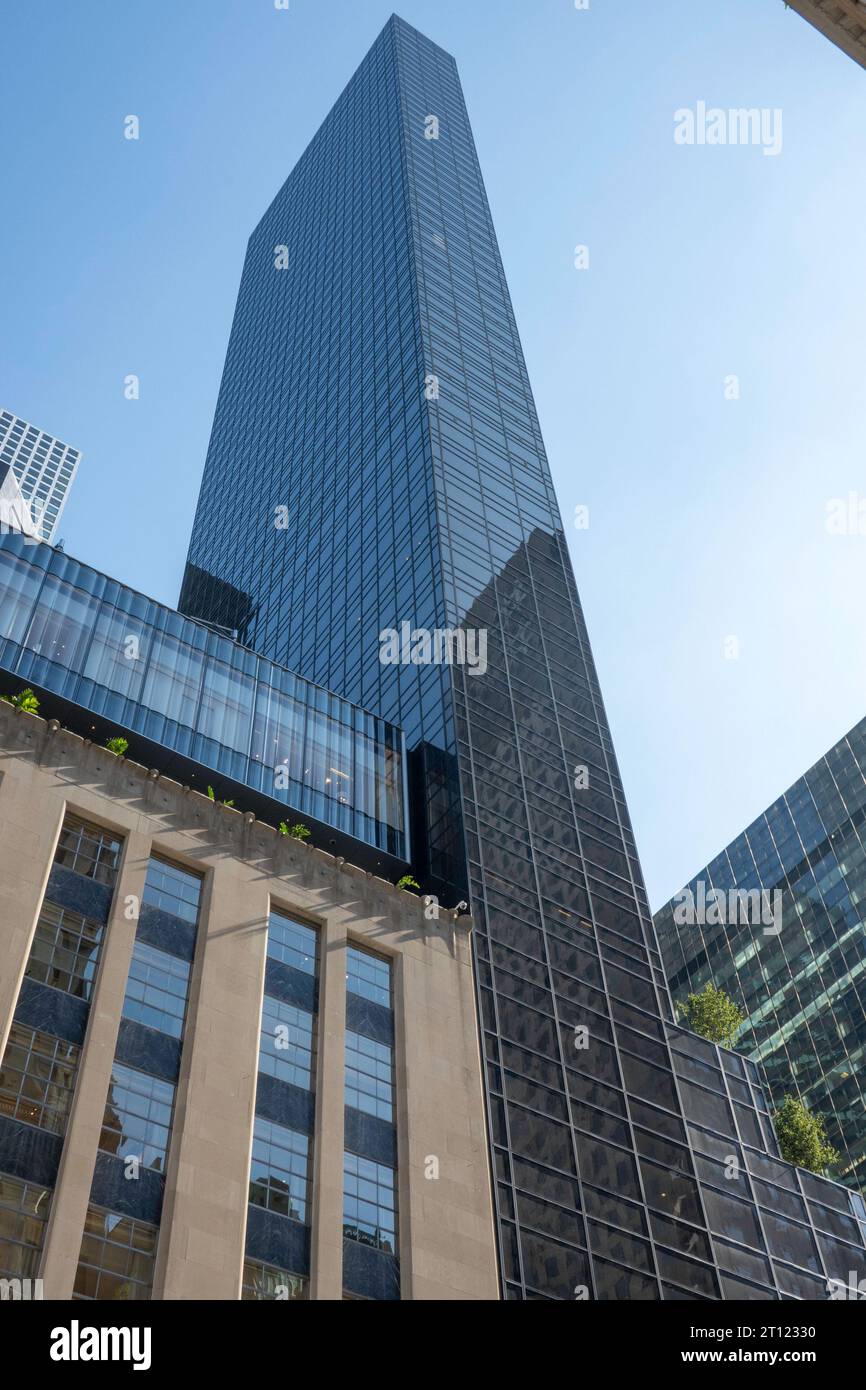 Trump Tower est un immeuble de bureaux à usage mixte et un gratte-ciel de résidence situé à Midtown Manhattan sur la Cinquième Avenue, 2023, New York City, États-Unis Banque D'Images