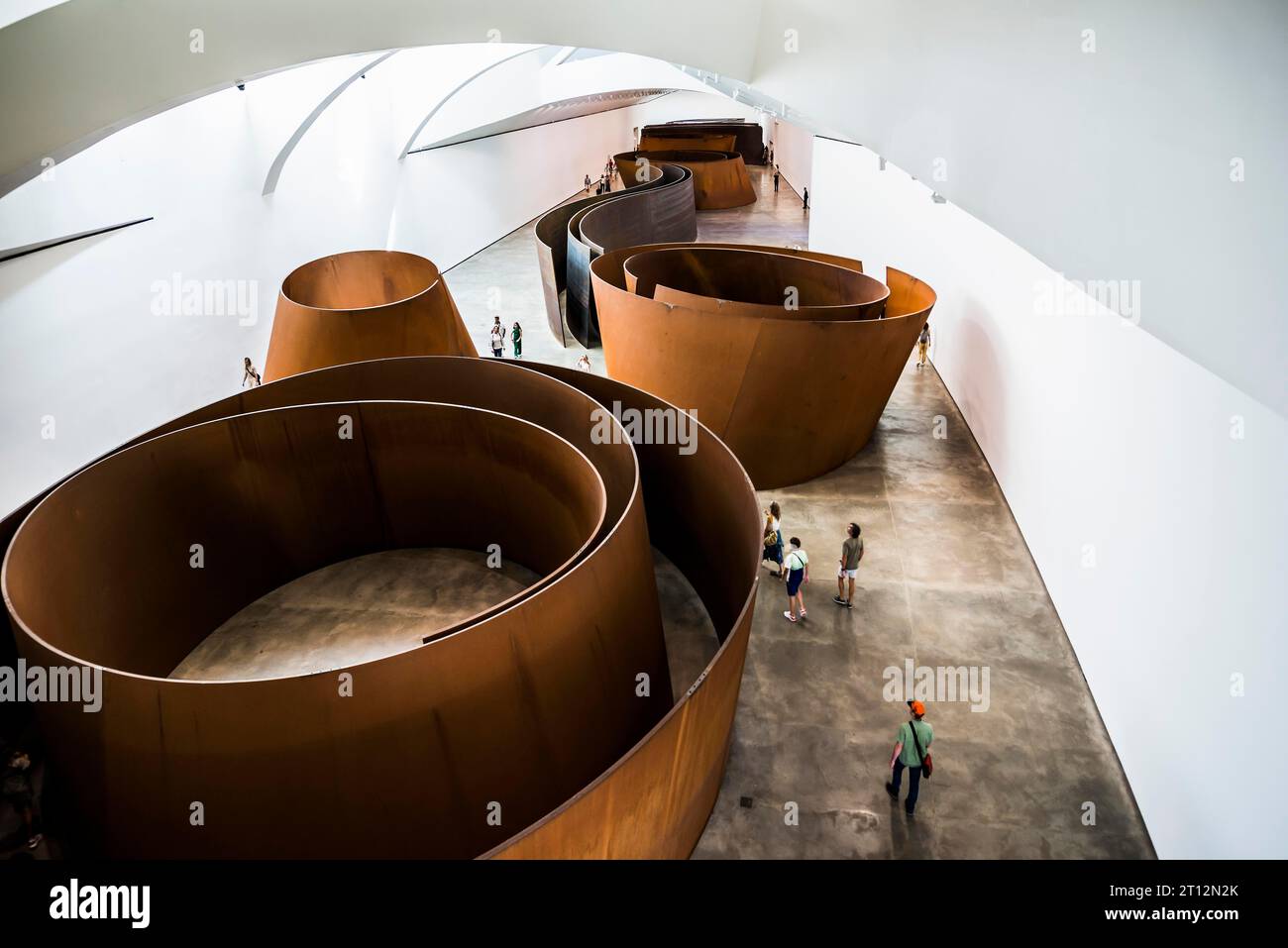 Musée Guggenheim, architecte Frank Gehry, vue intérieure, artiste Richard Serra, Bilbao, pays Basque, Espagne Banque D'Images